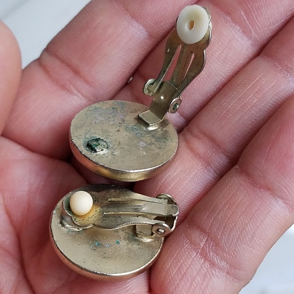 Vintage leopard print earrings - Picture 2 of 3